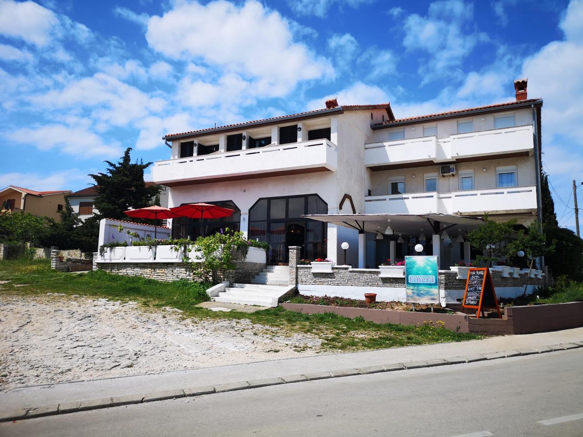 Villa Finera Premantura Exterior photo